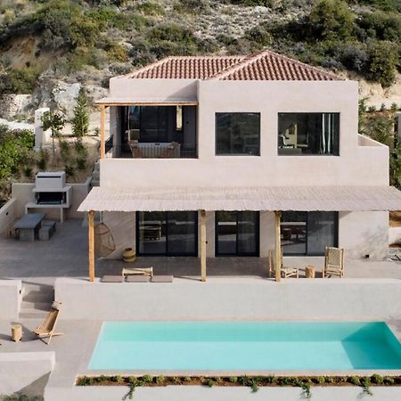 Villa Olivio - Secret Roc Villas Livathos  エクステリア 写真